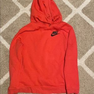 Thick sweatshirt with pockets